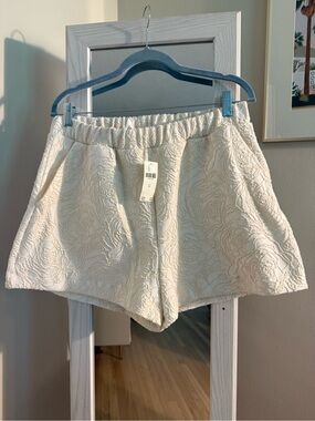 Anthropologie Women's Textured Cream Elastic-Waist Shorts new with tags